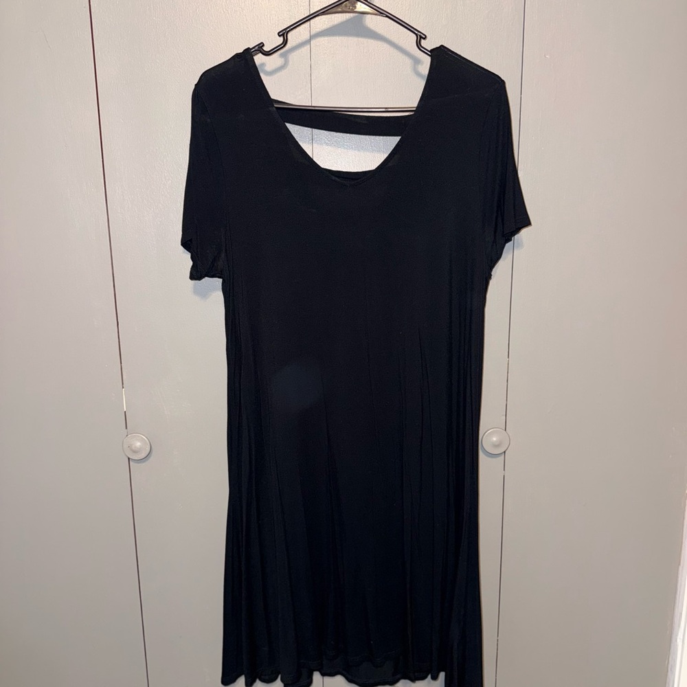 Black Short Sleeve Dress